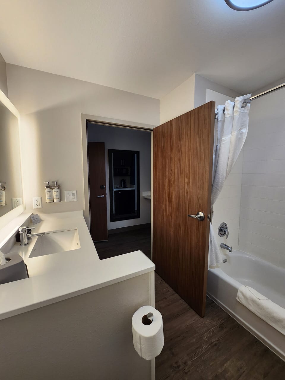 Free toiletries, hair dryer, towels