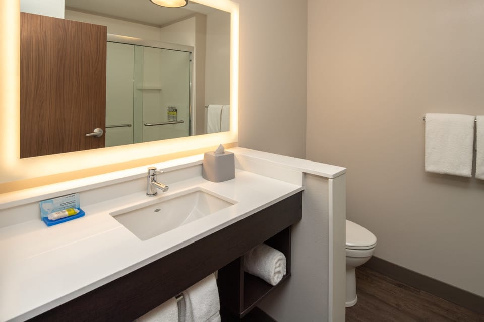 Free toiletries, hair dryer, towels