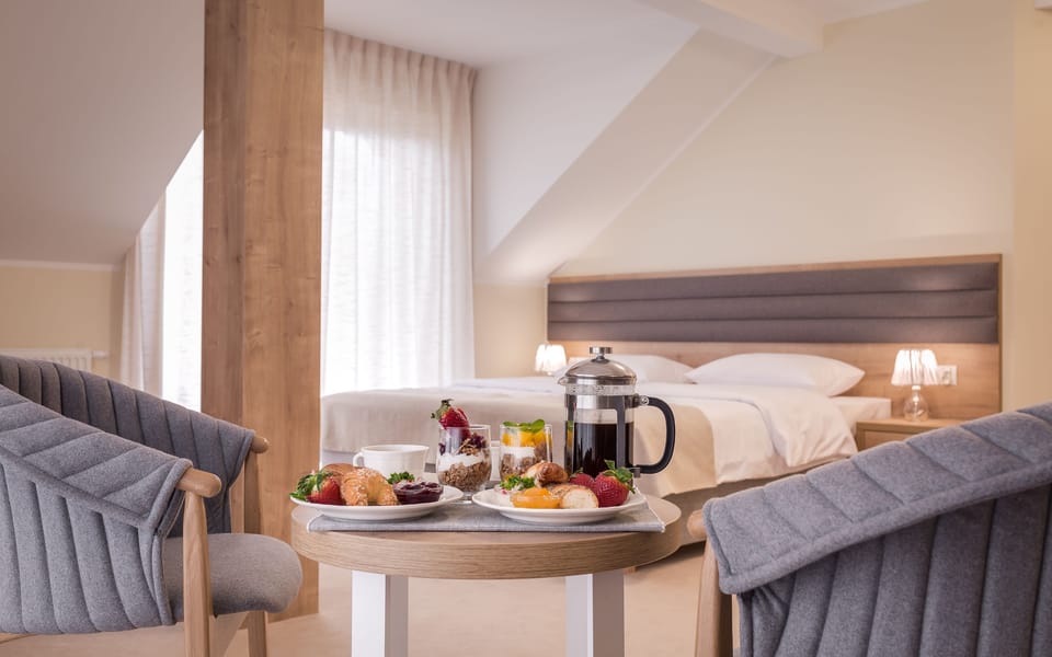 Family Apartment, 2 Bedrooms | In-room safe, desk, iron/ironing board, cribs/infant beds