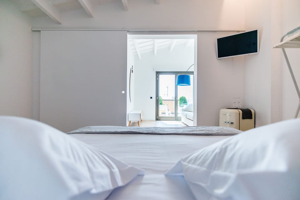 Suite | 1 bedroom, minibar, desk, soundproofing