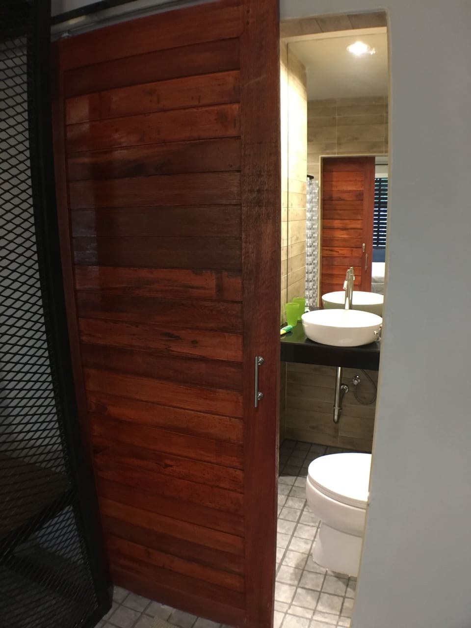 Shower, free toiletries, hair dryer, slippers