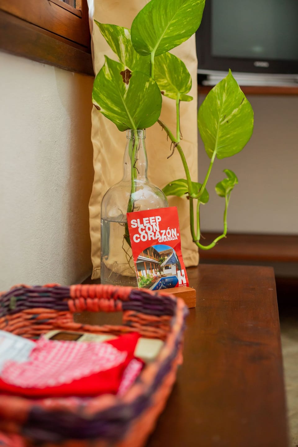 Classic Room, Pool View | In-room safe, desk, WiFi (free), bed sheets