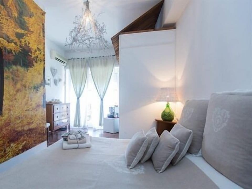 Classic Double Room, Ensuite (Rione Monti) | View from property