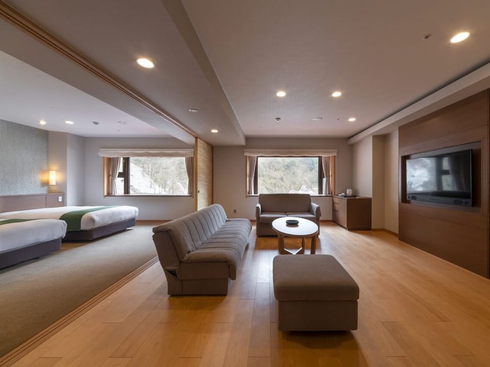 Main Tower Deluxe Western Room River side, Non Smoking | In-room safe, desk, free WiFi, bed sheets