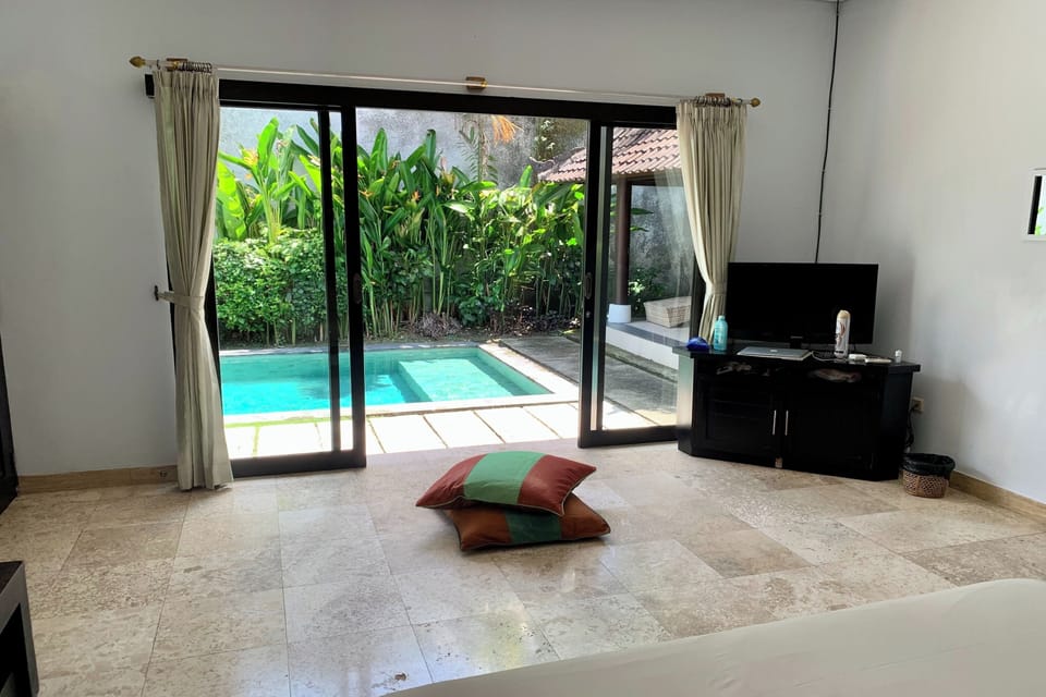 One Bedroom Villa with Private Pool | Minibar, in-room safe, desk, WiFi (free)