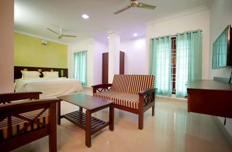 Executive Room, Multiple Beds | Desk, iron/ironing board, bed sheets