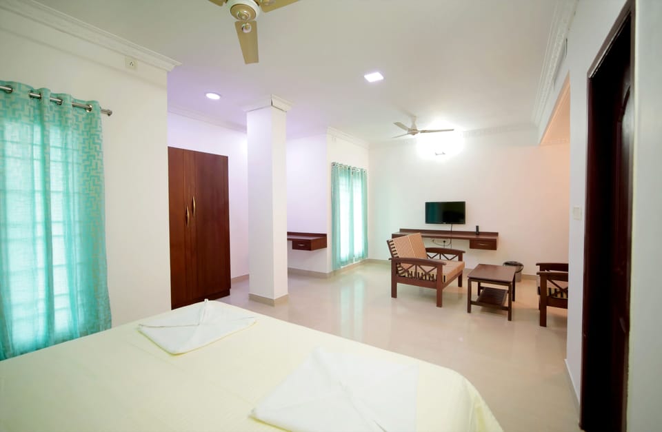 Executive Room, Multiple Beds | Desk, iron/ironing board, bed sheets