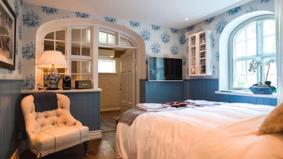 Premium bedding, individually decorated, individually furnished