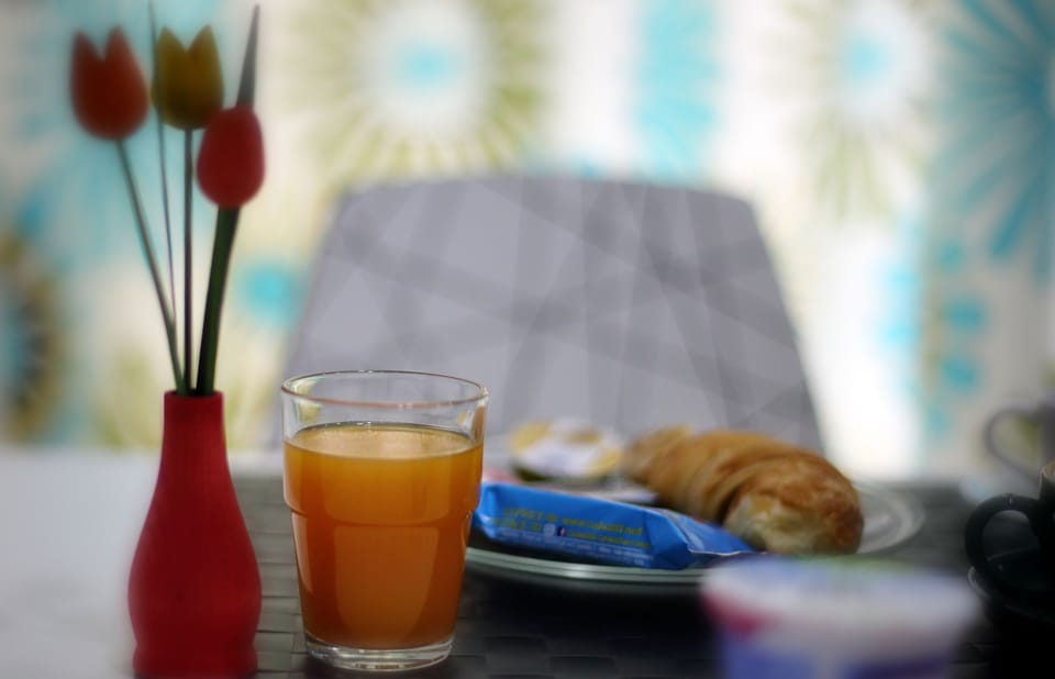 Free daily cooked-to-order breakfast