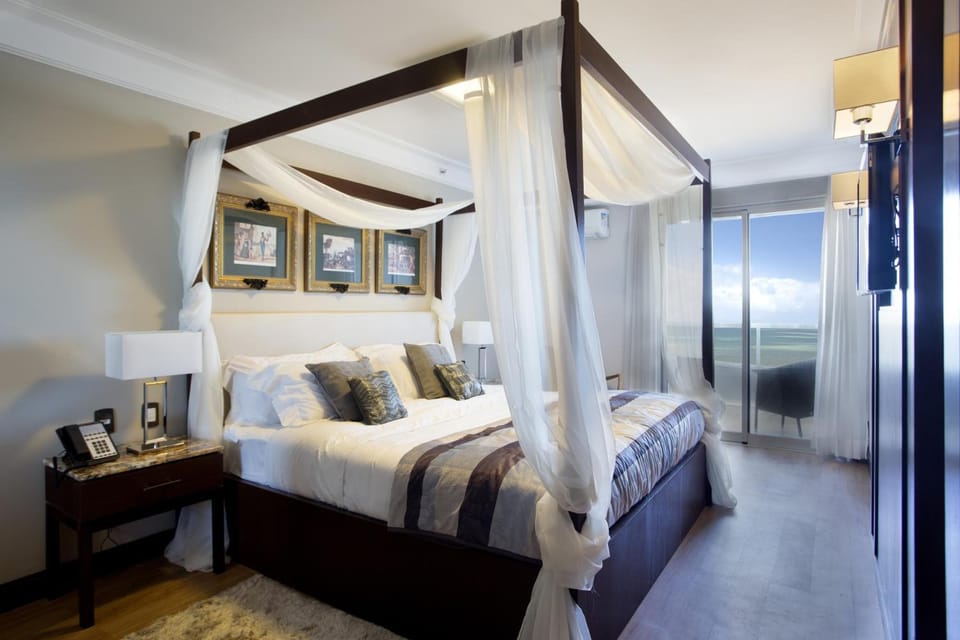 Minibar, in-room safe, desk, blackout drapes