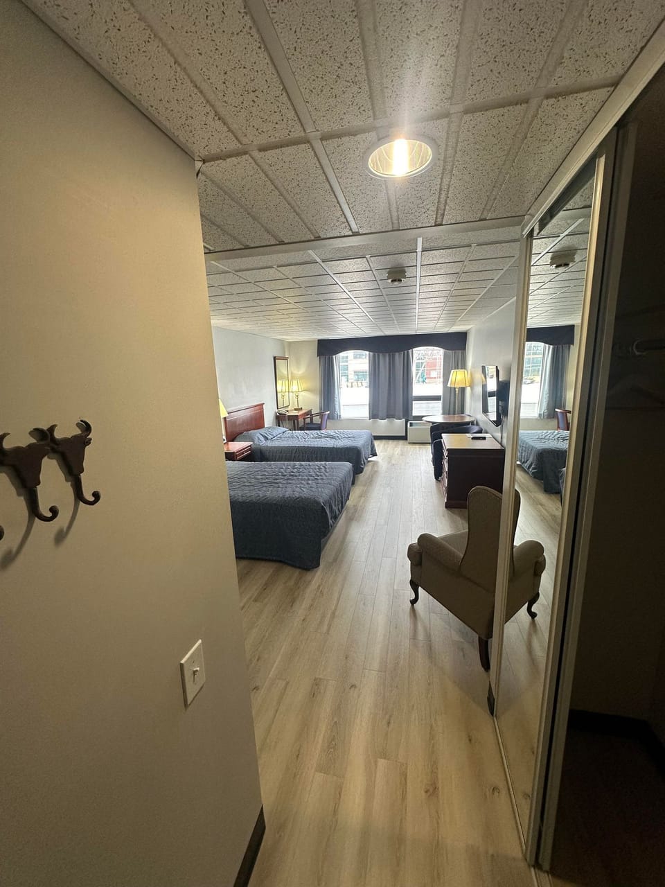 Superior Room, 2 Double Beds | Laptop workspace, iron/ironing board, free WiFi, bed sheets