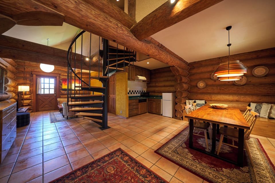 Private Villa (Pets Not Allowed, F4B) | Desk, rollaway beds (surcharge), WiFi (free), bed sheets