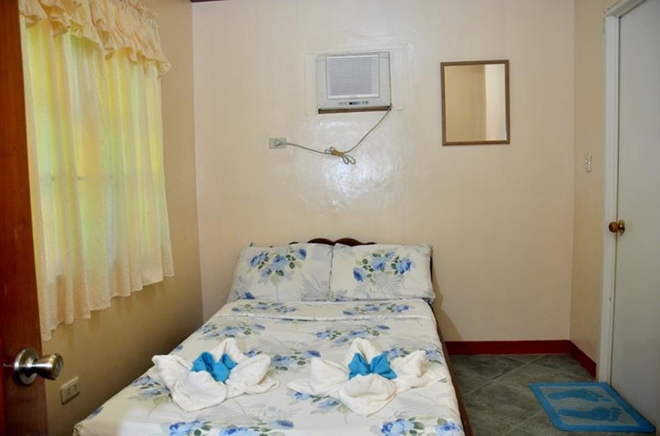 Iron/ironing board
