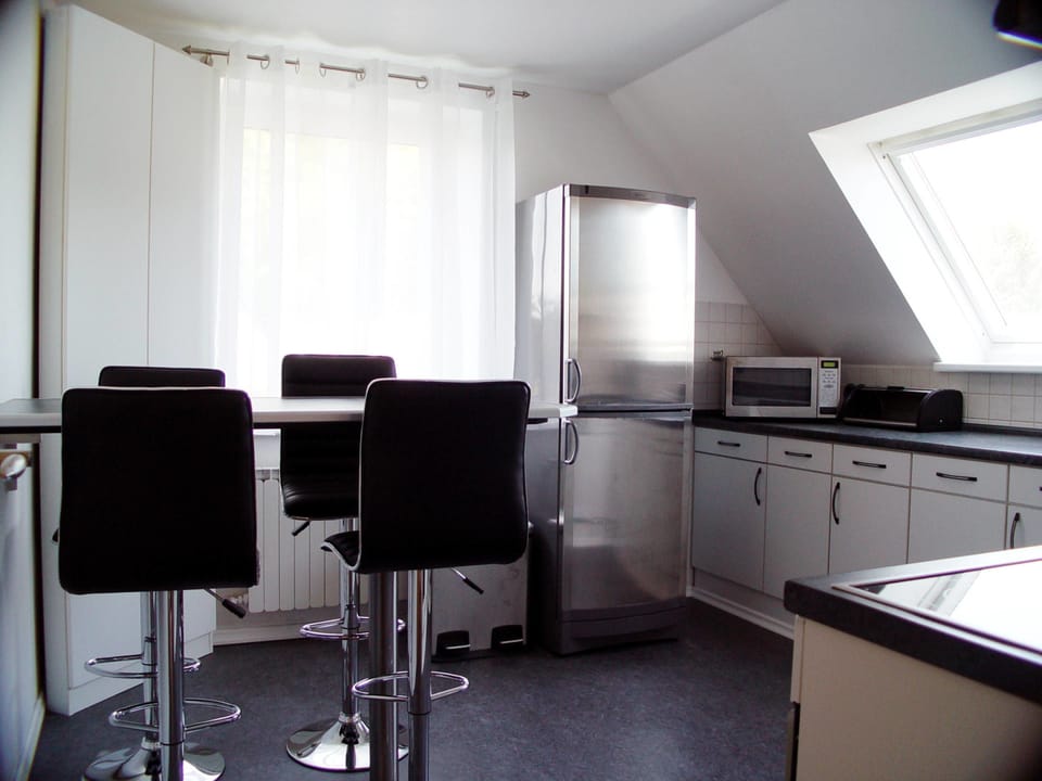 Premium Apartment, 1 Bedroom, Non Smoking, Garden View | Private kitchen | Full-size fridge, microwave, oven, stovetop