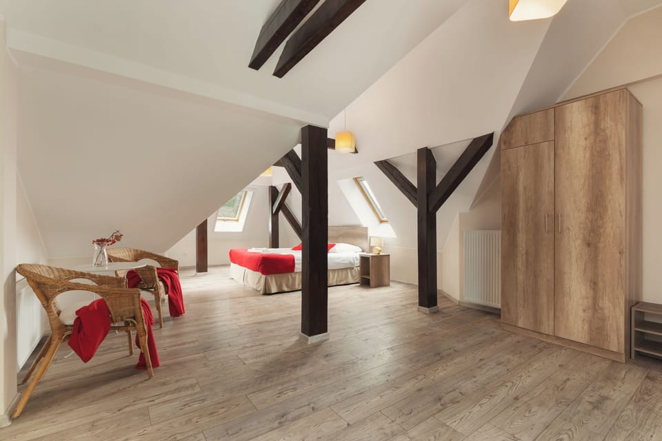 Family Room, Garden View | Cribs/infant beds, free WiFi, bed sheets