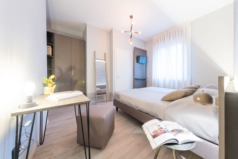 Family Room | Desk, iron/ironing board, cribs/infant beds, free WiFi