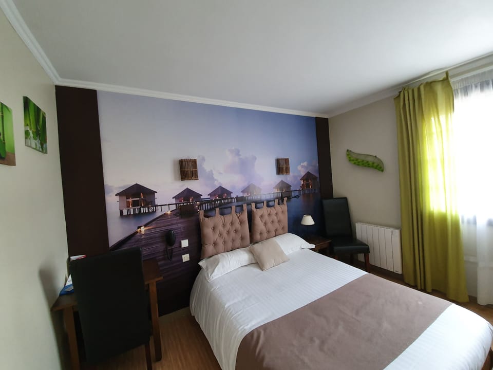 Economy Double Room, 1 Double Bed | Desk, laptop workspace, blackout drapes, soundproofing