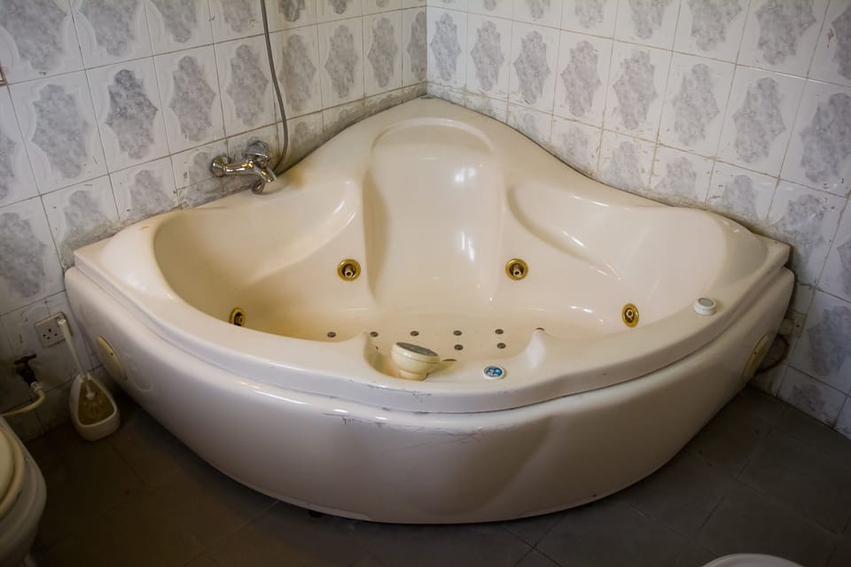 Executive Room | Jetted tub