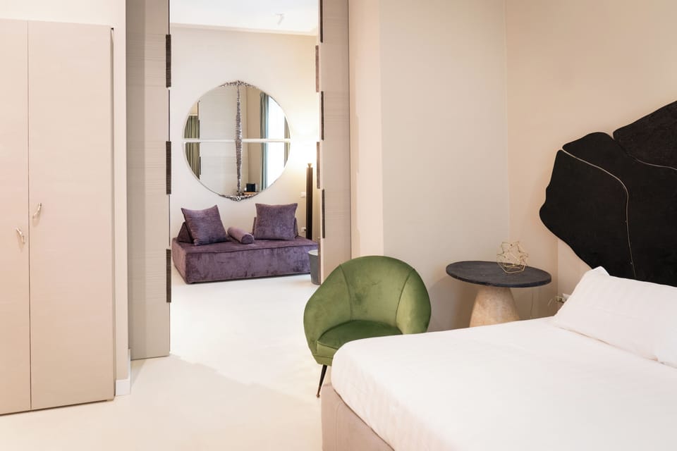 Suite, 1 Bedroom | Egyptian cotton sheets, premium bedding, memory foam beds, minibar