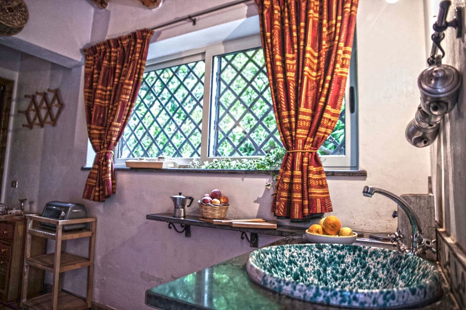 Standard Apartment, 1 Bedroom (4 pax) | Private kitchenette | Fridge, electric kettle