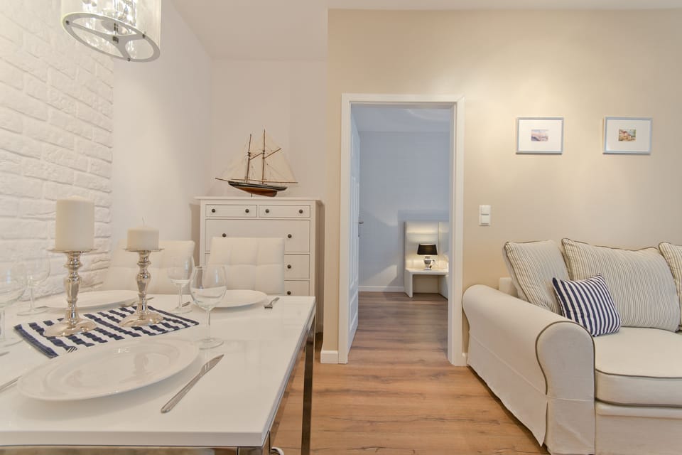 Apartment | Iron/ironing board, free WiFi, bed sheets