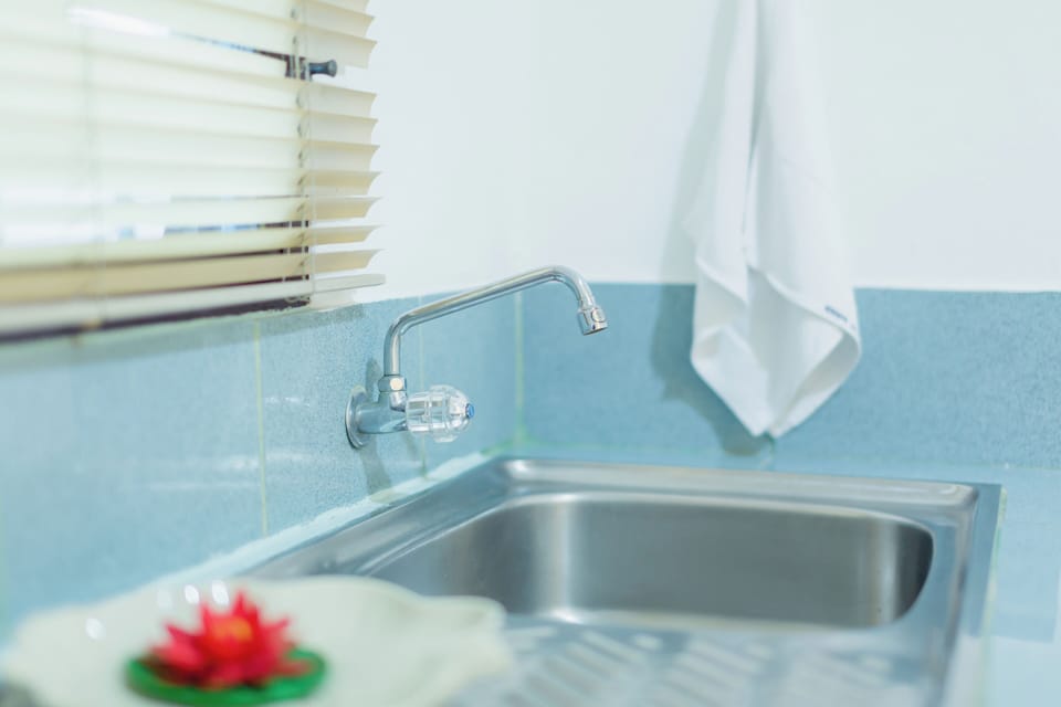 Deluxe Double Room with Pool View | In-room safe, desk, blackout drapes, free WiFi