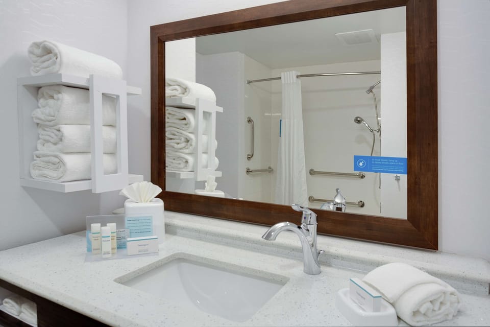 Bathroom shower