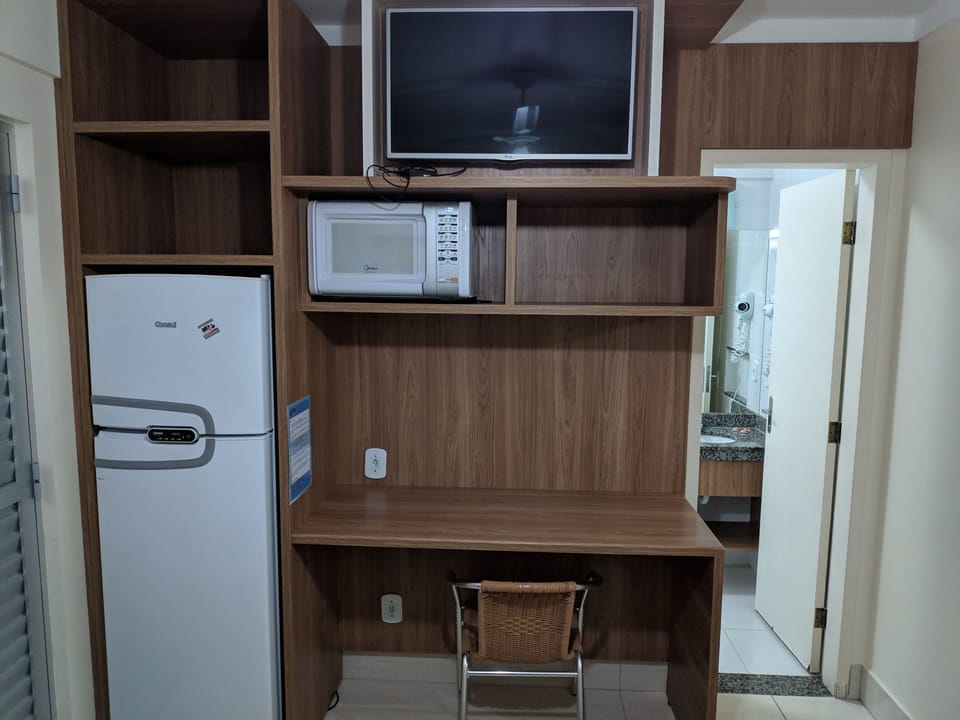 Deluxe Apartment (Super) | Living area | 32-inch LCD TV with cable channels, TV