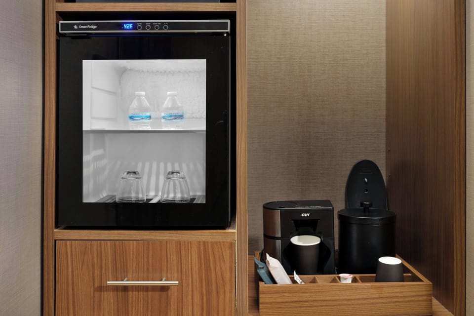 In-room safe, desk, laptop workspace, iron/ironing board