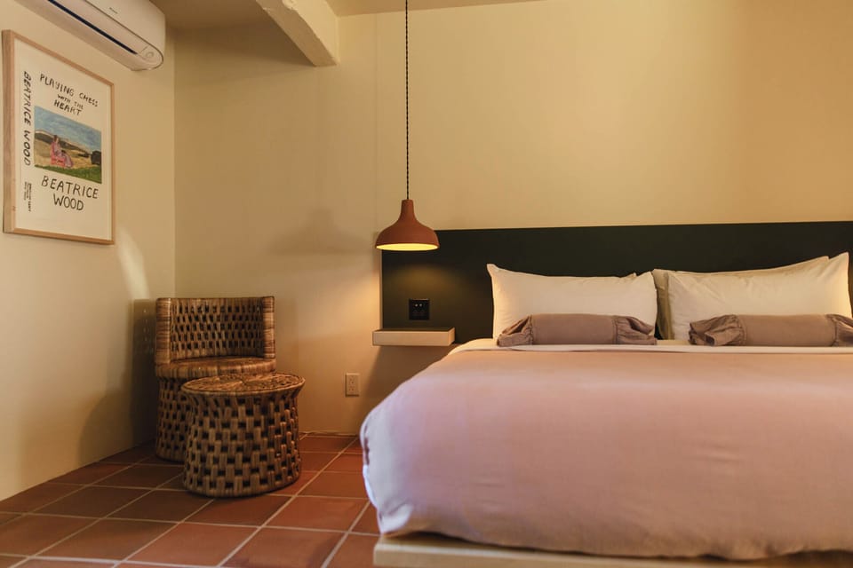 WiFi (free), alarm clocks, bed sheets
