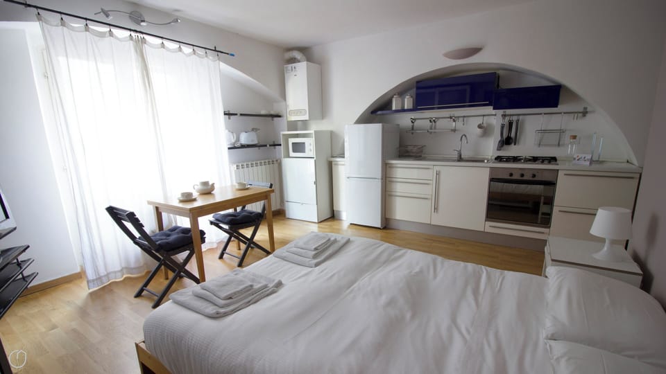 Apartment (0 Bedroom) | Interior