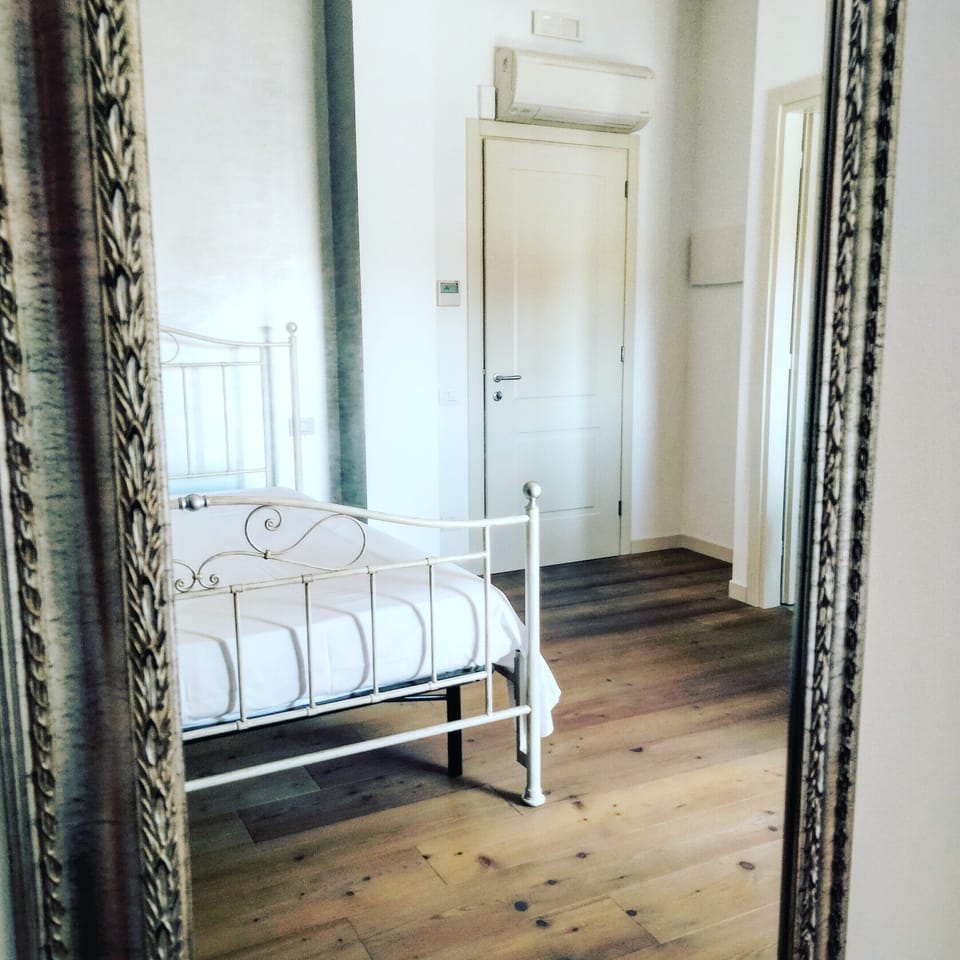 Double or Twin Room | Desk, WiFi (free), bed sheets