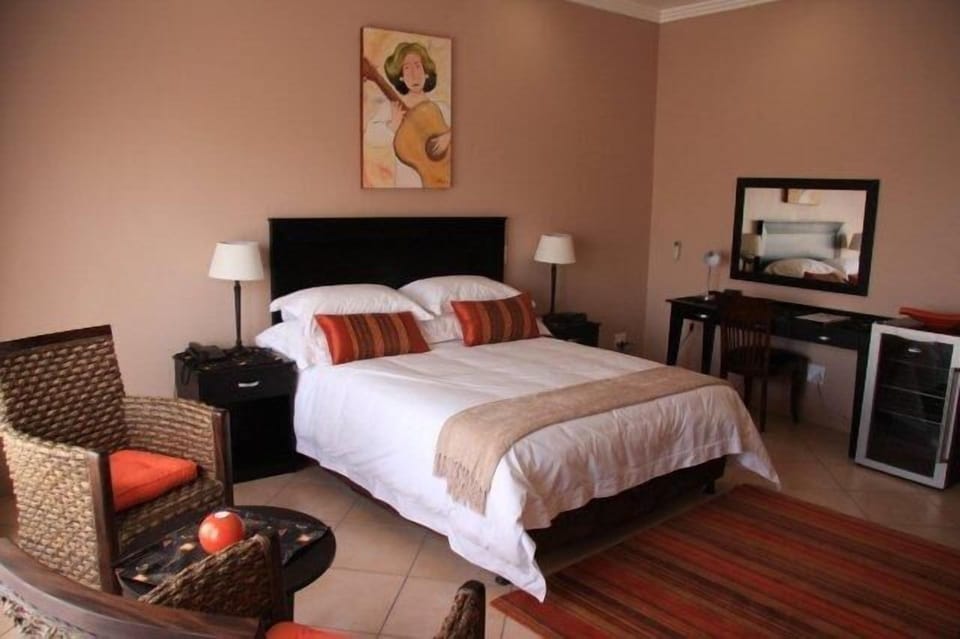 In-room safe, rollaway beds, free WiFi