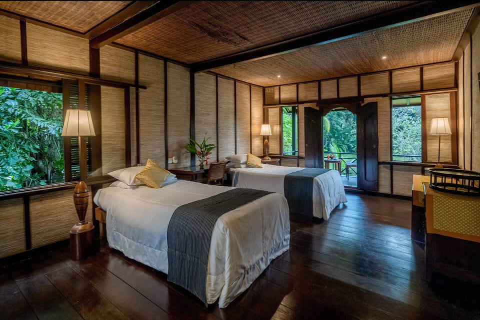 1 bedroom, premium bedding, minibar, desk