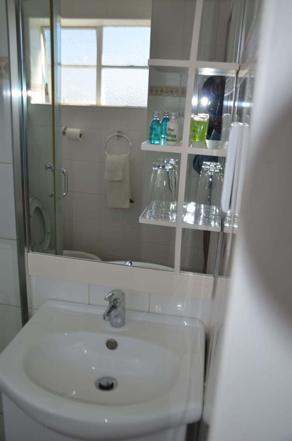 Free toiletries, towels