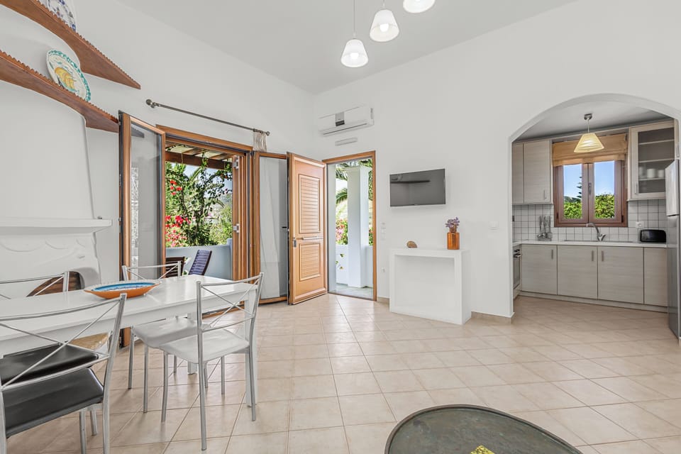 Deluxe Townhome | Living area | LCD TV