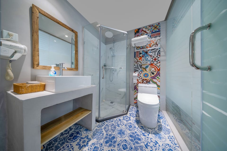 Hair dryer, slippers, towels