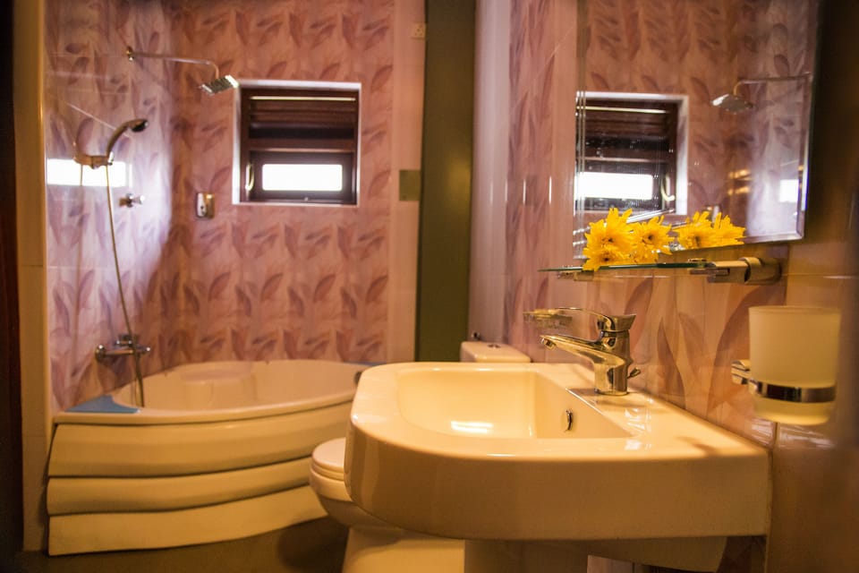Free toiletries, towels