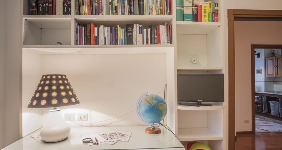 2 bedrooms, individually decorated, individually furnished, desk