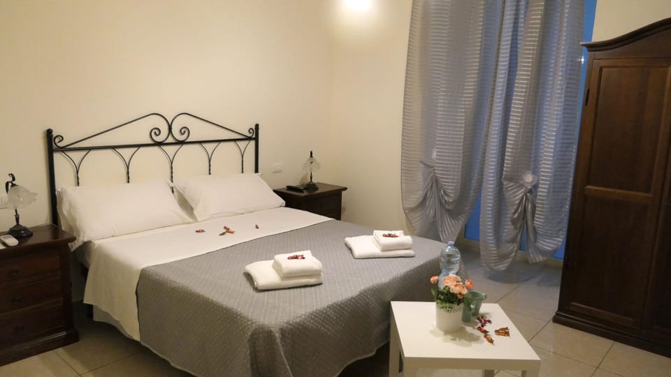Basic Double or Twin Room (Plebiscito) | View from room