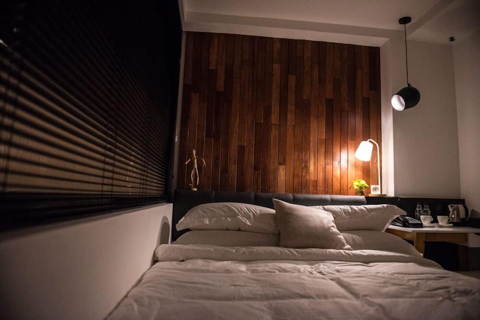 Superior Double (w/o Windows) | Iron/ironing board (on request), WiFi (free), bed sheets