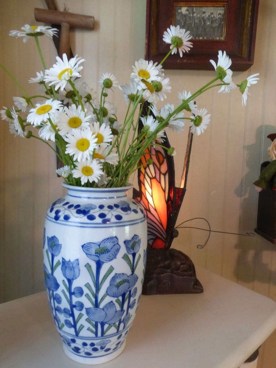 Lavender Cottage: on the farm once owned by Jack Daniel's Brother | Egyptian cotton sheets, premium bedding, memory foam beds