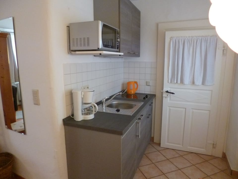 Apartment (Kabinett) | Premium bedding, minibar, soundproofing, cribs/infant beds