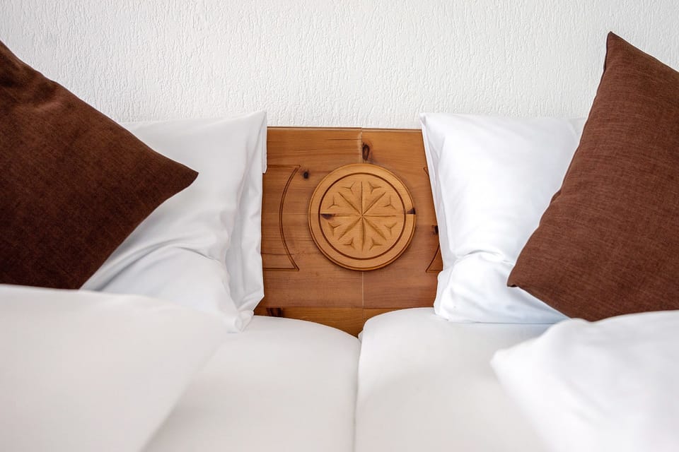 Comfort Double Room, Lake View | Premium bedding, in-room safe, desk, blackout drapes