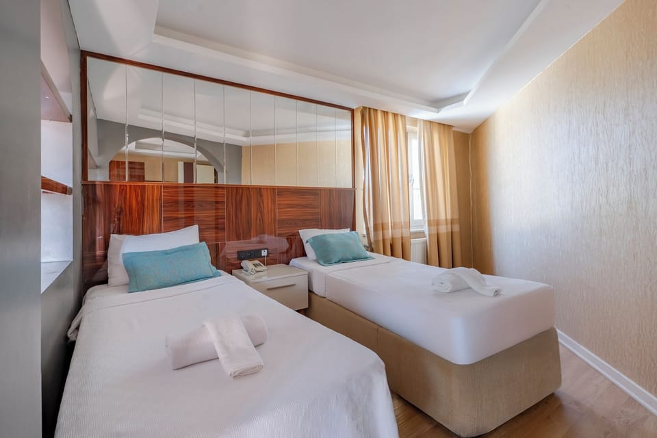 Family Room | Premium bedding, minibar, individually decorated, soundproofing