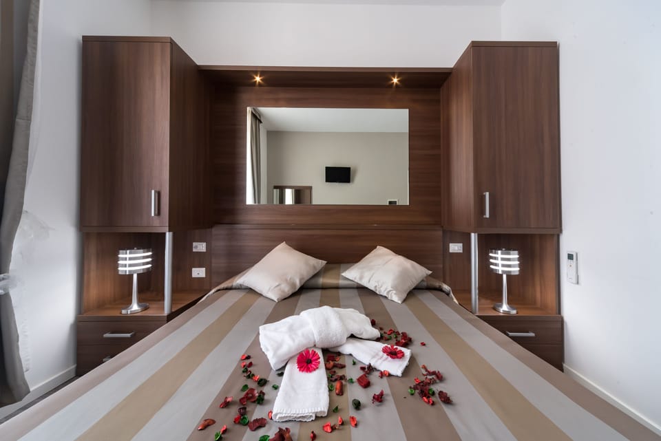 Standard Single Room, Ensuite | Frette Italian sheets, premium bedding, in-room safe, desk
