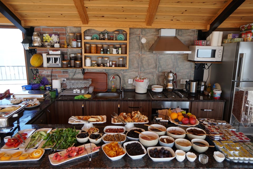 Daily buffet breakfast for a fee