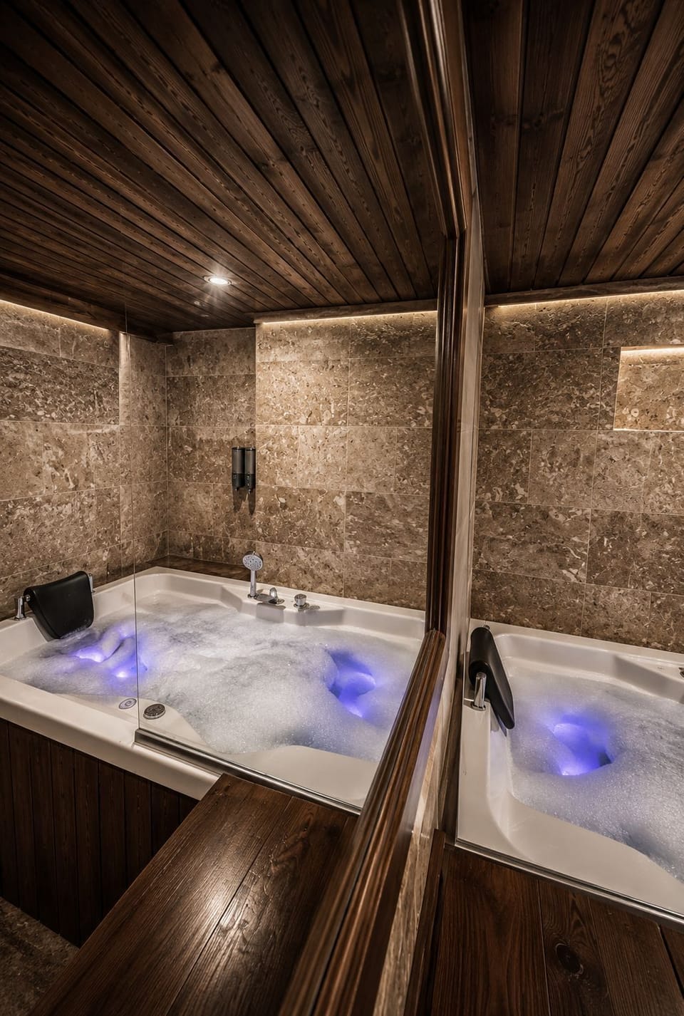 Premium Room, Hot Tub | Bathroom | Designer toiletries, hair dryer, bathrobes, slippers