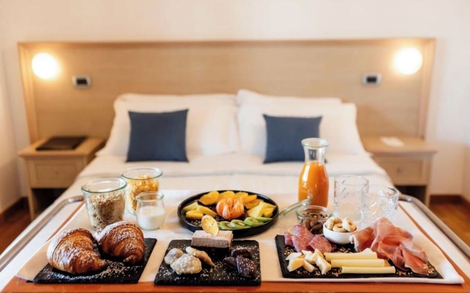 Luxury Double Room, Balcony | Premium bedding, memory foam beds, minibar, in-room safe