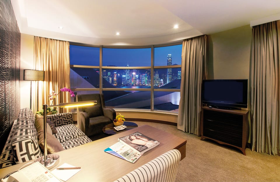 Harbour View King Suite | Living room